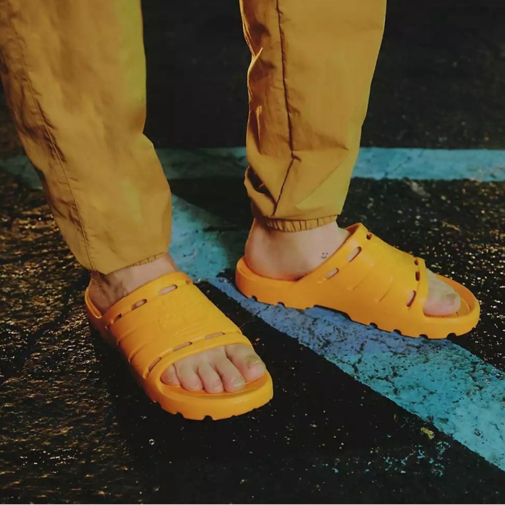 Timberland Mustard Slides Size M8/W10